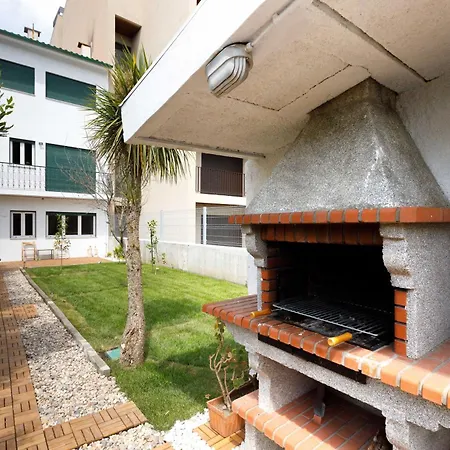 Holiday home Casa Jose E Maria - Moradia Espacosa Com Jardim No Centro De