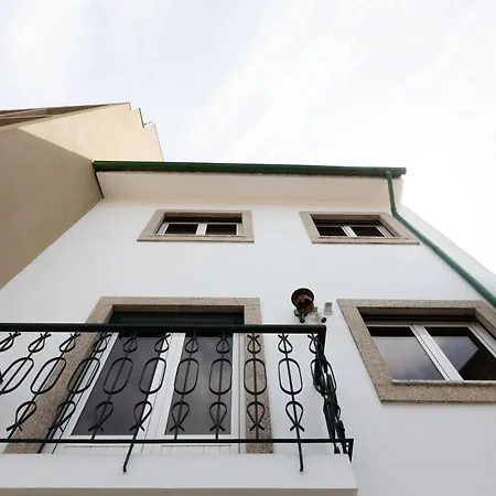 Holiday home Casa Jose E Maria - Moradia Espacosa Com Jardim No Centro De *