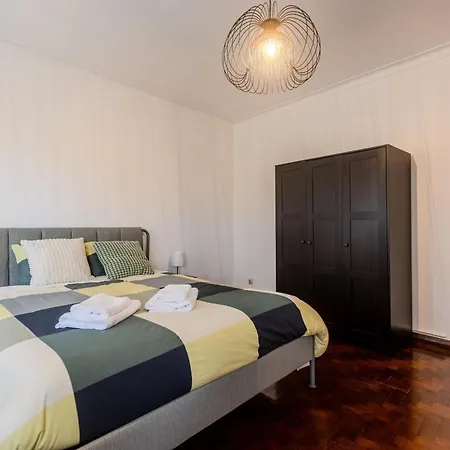 Casa Jose E Maria - Moradia Espacosa Com Jardim No Centro De Holiday home