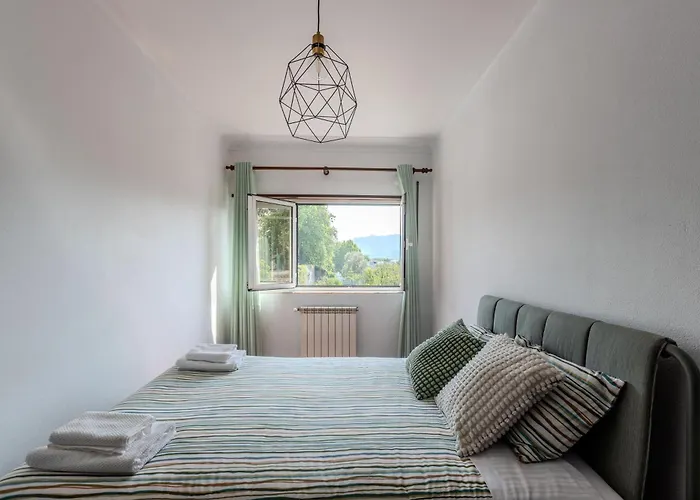 Casa De José E Maria, Natal Em Braga, Casa Espaçosa Famílias E Grupos Até 10 Pessoas Сasa de vacaciones Braga